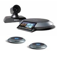 Lifesize Icon 700 mit zwei Erweiterungsmikrofonen (Mic Pods) und der Kommandozentrale Lifesize Phone HD für Videokonferenzen in großen Besprechugnsräumen