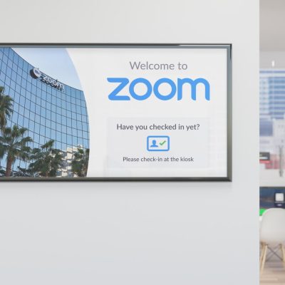 Zoom Rooms bietet Digital Signage, d.h. teilen Sie Ihre Inhalte auf mehreren Displays z.B. in der Lobby