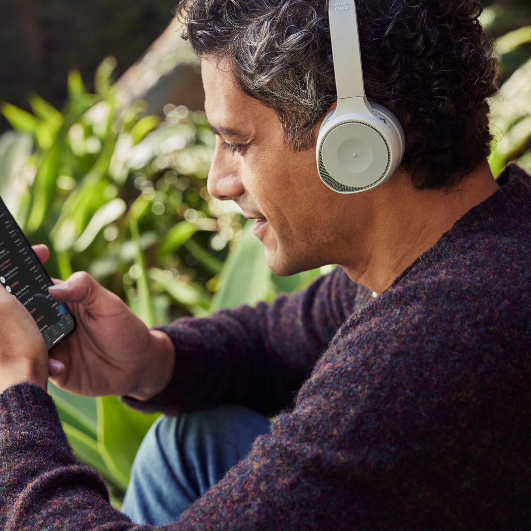 cisco-headset-730 Cisco Headset 740 für Videokonferenzen am Arbeitsplatz & mobil