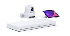 Cisco Room Kit EQ PTZ 4K mit Codec EQ, PTZ 4K Kamera und Room Navigator Touchpanel für hybride Videokonferenzen in großen Besprechungsräumen