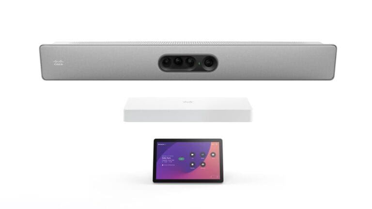 Frontansicht des Cisco Room Kit Plus mit Quad-Kamera und Touchpanel – Komplettlösung für mittelgroße Konferenzräume