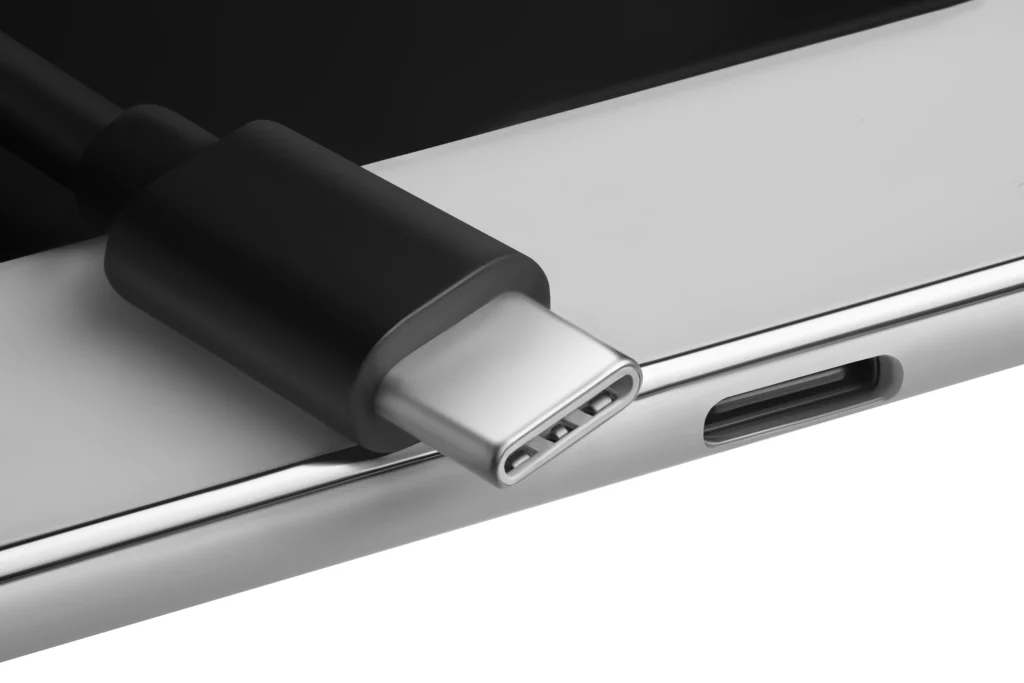 smart-board-6000s-mit-usb-c