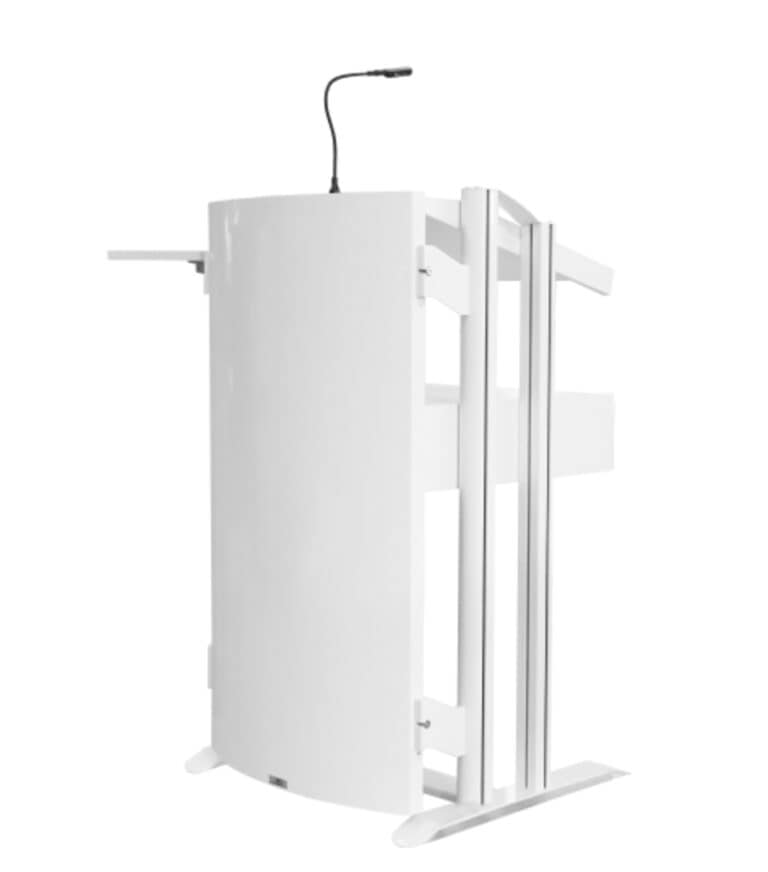 Das Conen Rednerpult V bietet eine flexible und sichere Lösung für Präsentationen und Vorträge. Mit einem integrierten 19"-Modul, abschließbarer Tür und modularer Bauweise ist es ideal für die Aufnahme von Medientechnik. Dank der individuell anpassbaren Optik und dem stabilen Fahrgestell ist es mobil und optisch perfekt auf Ihre Anforderungen abstimmbar. Made in Germany, robust und vielseitig einsetzbar – eine clevere Wahl für moderne Präsentationen.