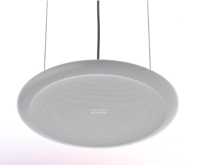 Unteransicht des Cisco Deckenmikrofon Pro in heller Farbe mit dezentem Cisco-Branding