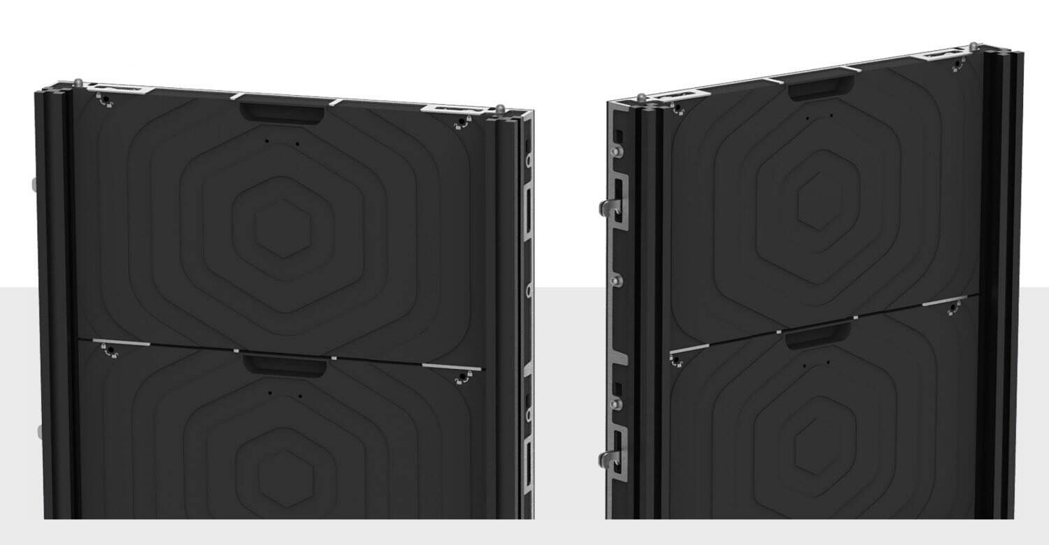 Primeboard LED-Flip Panel-Rückseite mit Faltmechanik Das Bild zeigt zwei rückseitige LED-Panels des Primeboard LED-Flip-Systems mit sichtbarer Scharnierverbindung für die klappbare Mechanik. Die robuste Bauweise unterstützt eine schnelle Montage, hohe Stabilität und mobilen Einsatz.