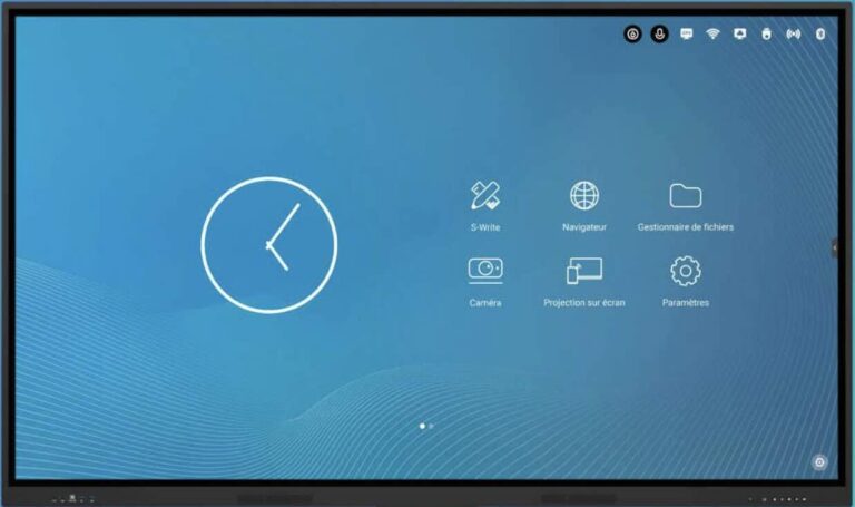 Ein interaktives Speechi Infrarot-Display mit übersichtlicher Benutzeroberfläche im Digital Signage Modus, ideal für den Einsatz in Unternehmen, Schulen oder öffentlichen Einrichtungen zur Anzeige von Informationen und Medieninhalten.