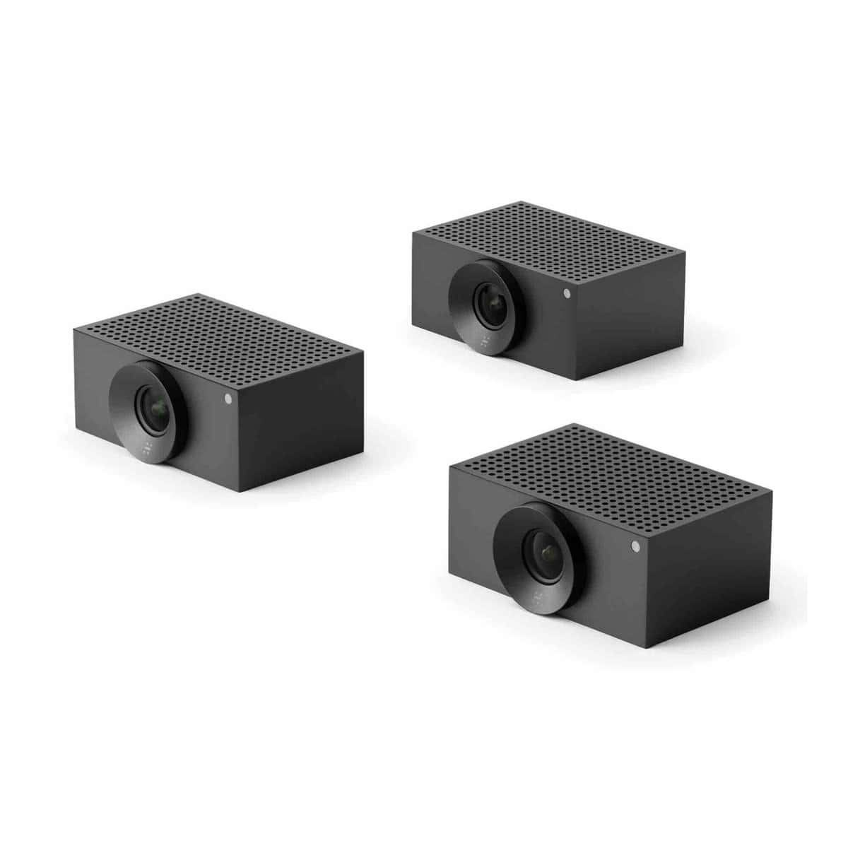 Jabra PanaCast Room Kit Multi Kameramodule Drei schwarze Kameramodule des Jabra PanaCast Room Kit Multi sind freigestellt dargestellt und zeigen jeweils eine Frontlinse sowie ein strukturiertes Gehäuse.