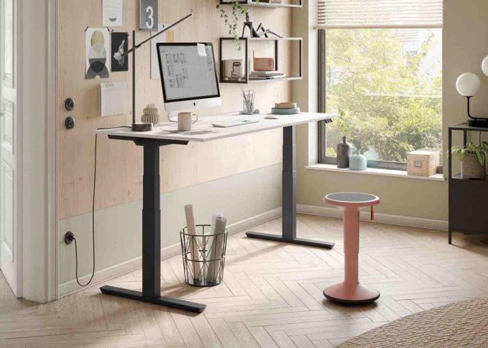 Höhenverstellbarer Schreibtisch für Homeoffice, Palmberg